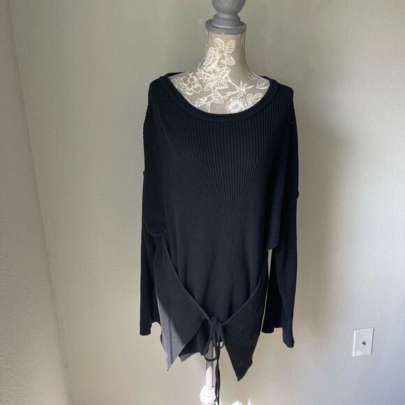 Free People Beach Brig Tie Front Pullover in Black - Picture 4 of 12